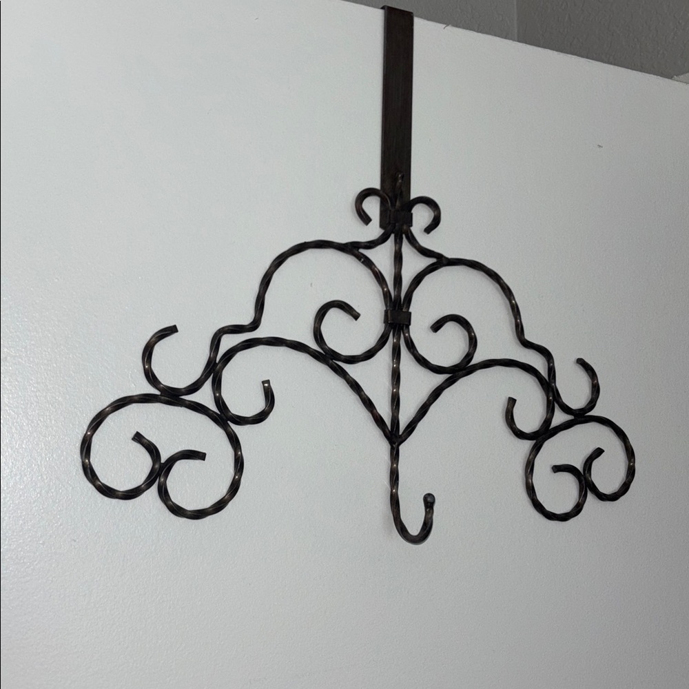 Antique bronze Decorative over the door Metal Hook/hanger